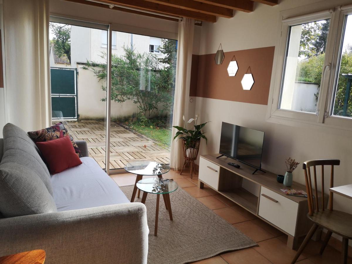 Maisonnette De Charme A 10Min De Fontainebleau Hericy 外观 照片